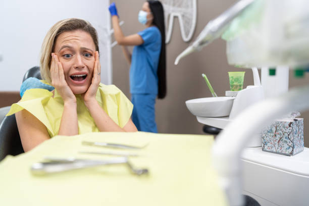 Best Emergency Tooth Extraction  in Leetonia, OH